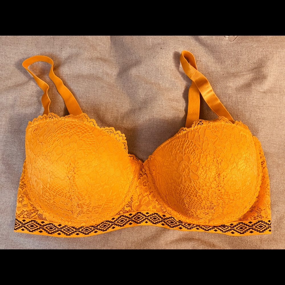 Kiss and Tell Intimates bra